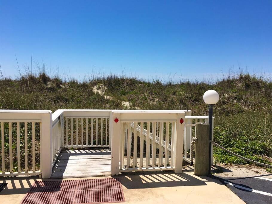 *2Br Oceanfront Retreat*King Ensuite*Pool*Nmb Cherry Grove*Pc4 Myrtle Beach Exterior foto