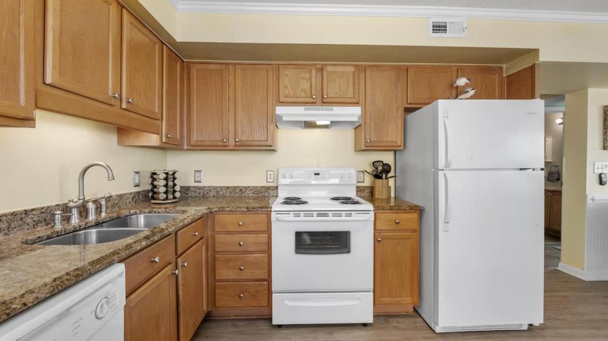 *2Br Oceanfront Retreat*King Ensuite*Pool*Nmb Cherry Grove*Pc4 Myrtle Beach Exterior foto